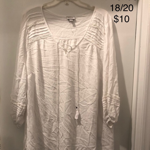 NWOT Avenue 18/20 White Blouse - Picture 1 of 2